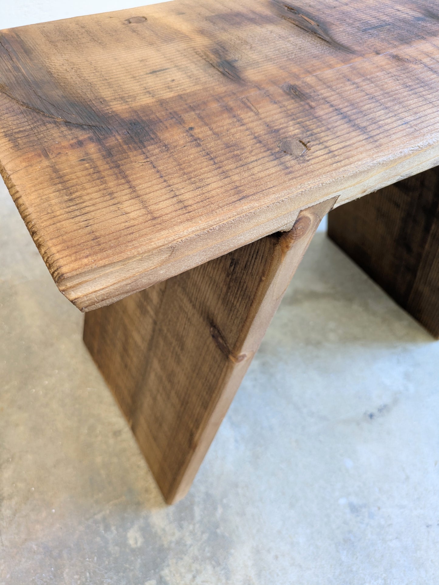 Banc artisanal bois ancien
