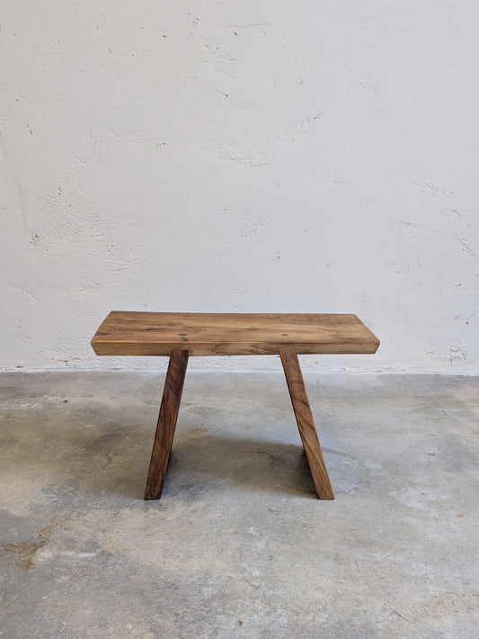 Tabouret / banc en bois massif